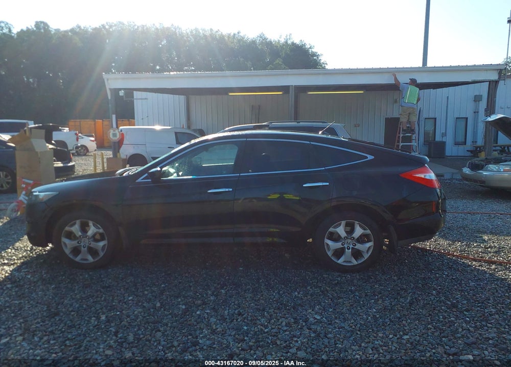 2011 HONDA ACCORD CROSSTOUR VIN: 5J6TF2H51BL001337