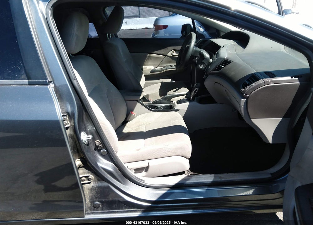 2012 HONDA CIVIC LX VIN: 2HGFB2F57CH325197