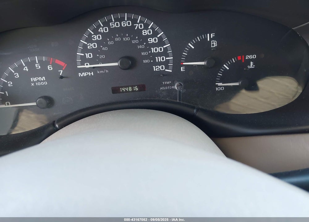 2005 CHEVROLET CLASSIC VIN: 1G1ND52F45M189673