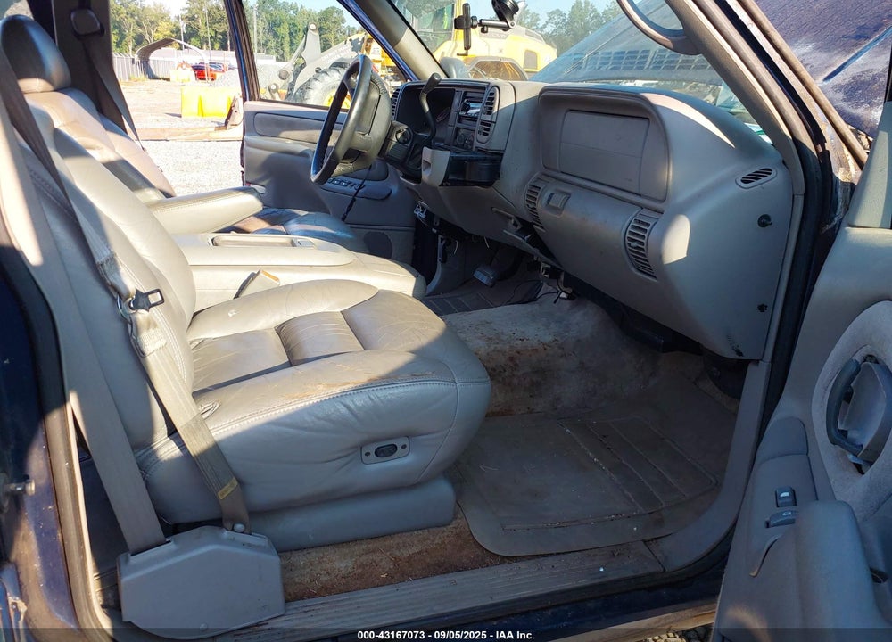 1997 GMC SUBURBAN 2500 SL VIN: 1GKGC26J1VJ718440
