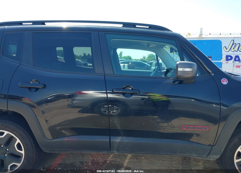 2016 JEEP RENEGADE VIN: ZACCJBCT4GPE36253
