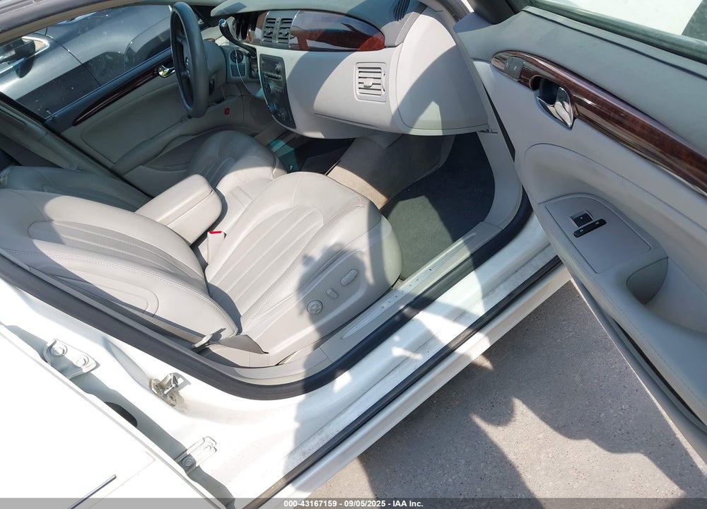 2011 BUICK LUCERNE CXL VIN: 1G4HC5EM7BU121795