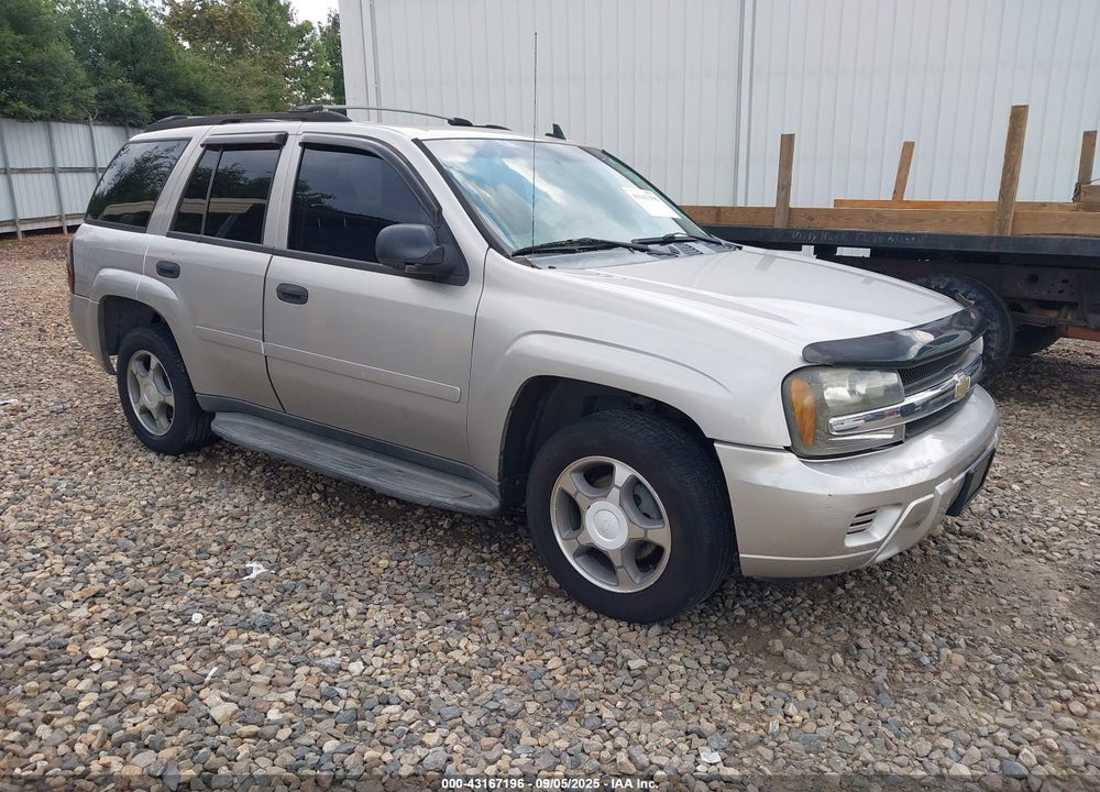 2007 CHEVROLET TRAILBLAZER LS VIN: 1GNDS13S772136517
