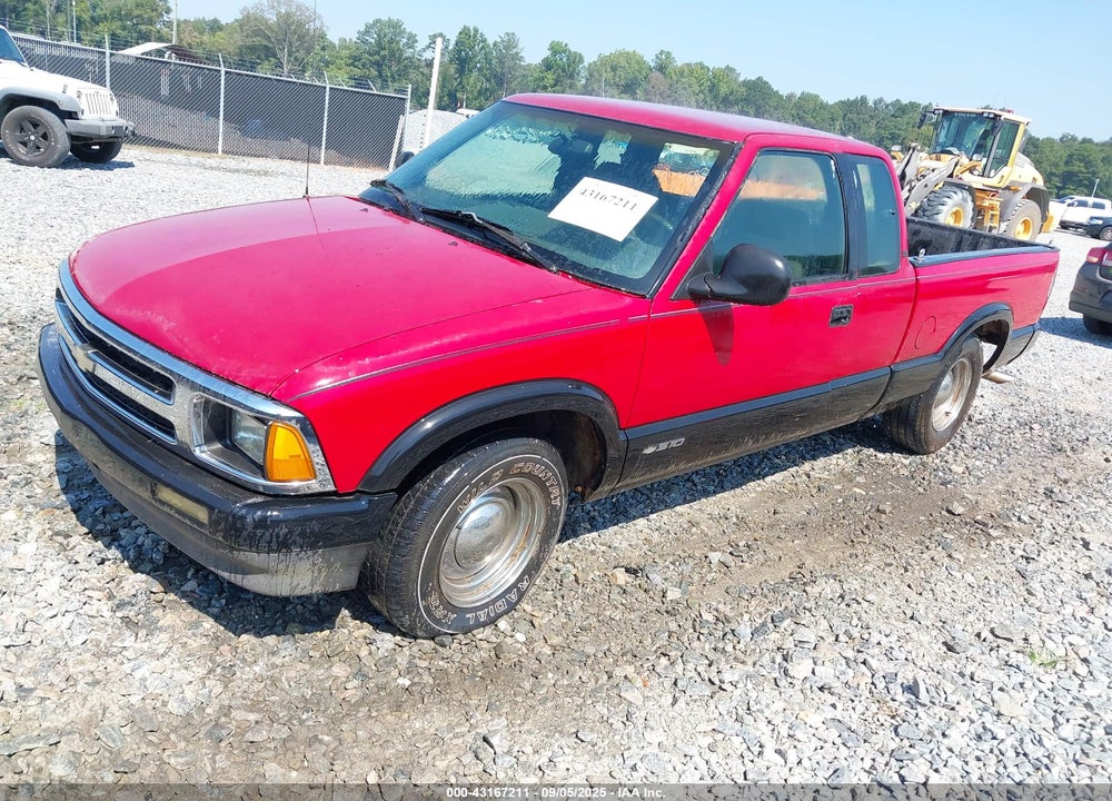 1994 CHEVROLET S TRUCK S10 VIN: 1GCCS19Z8R8201562