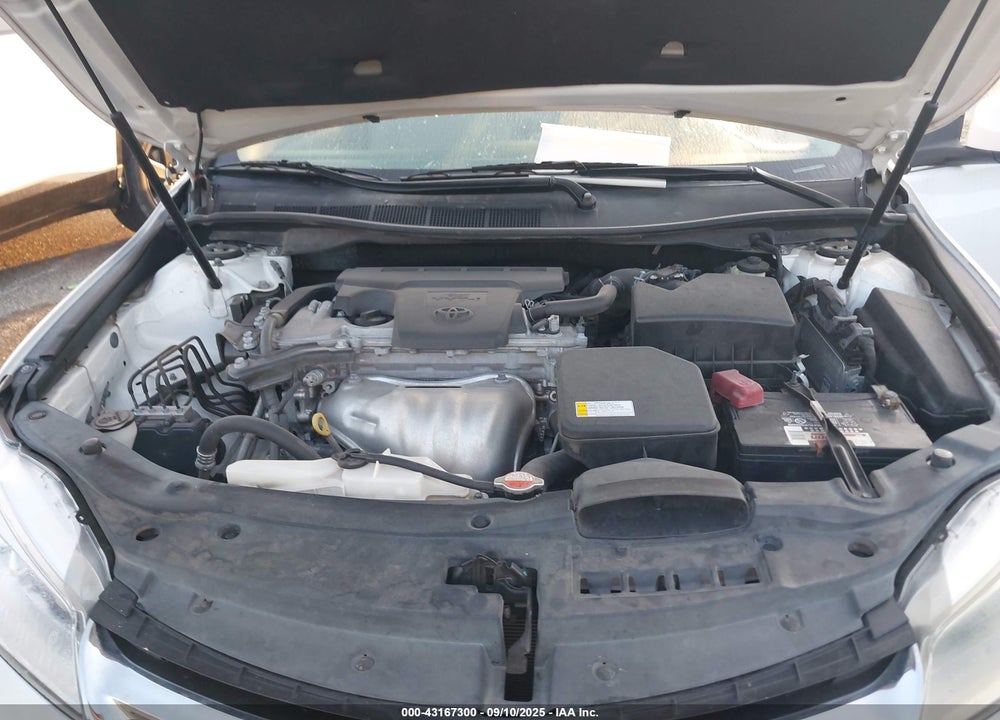 2016 TOYOTA CAMRY VIN: 4T4BF1FK1GR525580