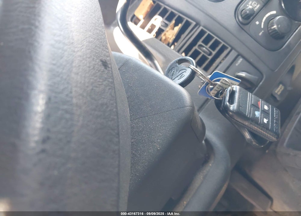 2003 DODGE DURANGO SPORT/SXT VIN: 1D8HS38N23F526602