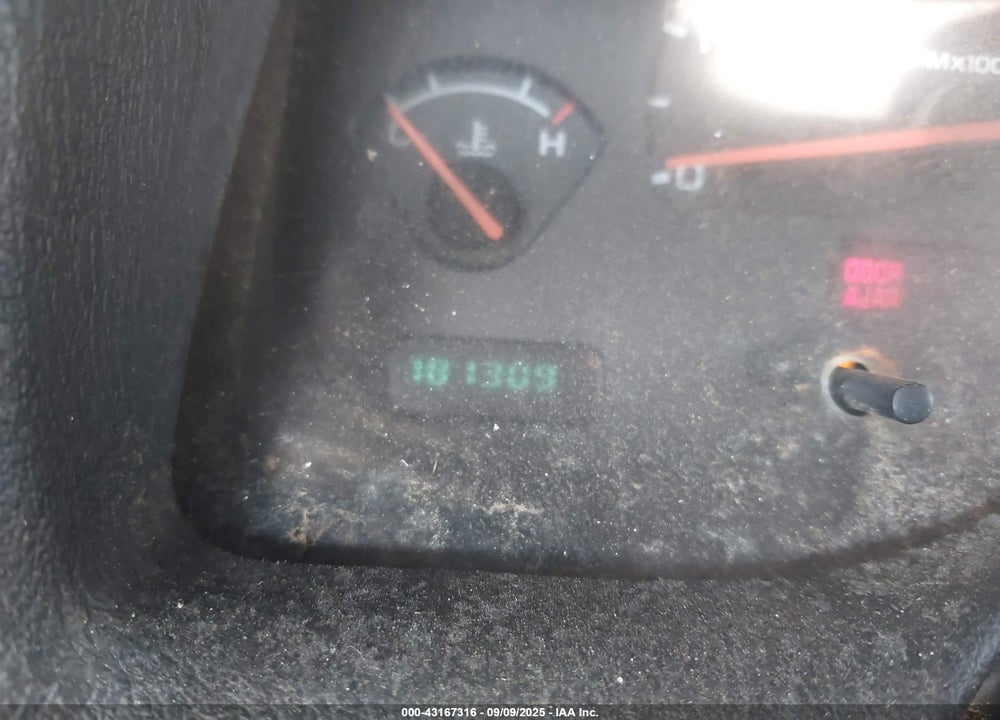 2003 DODGE DURANGO SPORT/SXT VIN: 1D8HS38N23F526602