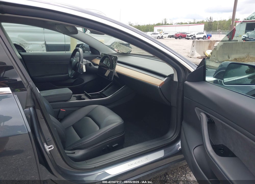 2019 TESLA MODEL 3 LONG RANGE/PERFORMANCE VIN: 5YJ3E1EB5KF213996
