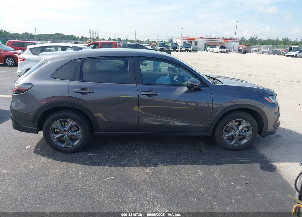 2026 HONDA HR-V 2WD LX VIN: 3CZRZ1H34TM712833