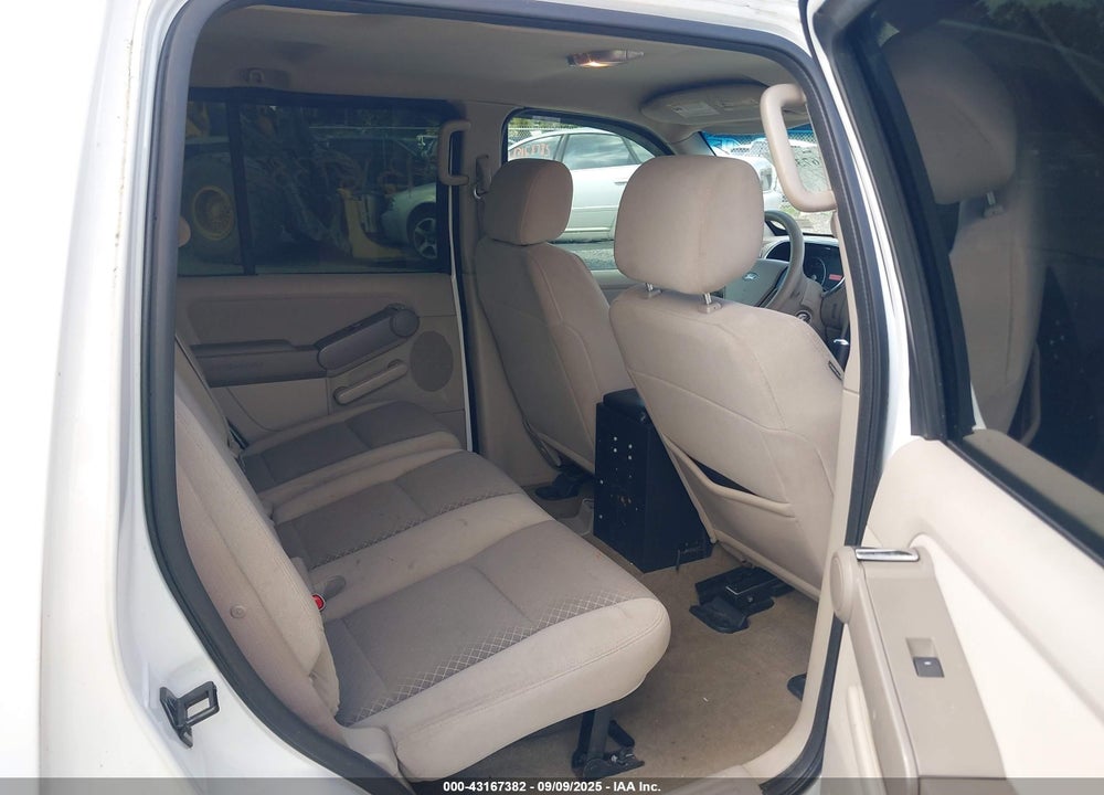 2006 FORD EXPLORER XLS VIN: 1FMEU72EX6UB62937