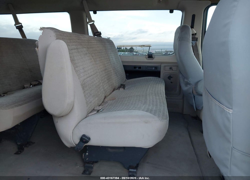 2003 FORD E-350 SUPER DUTY CHATEAU/XL/XLT VIN: 1FBNE31L53HB61648