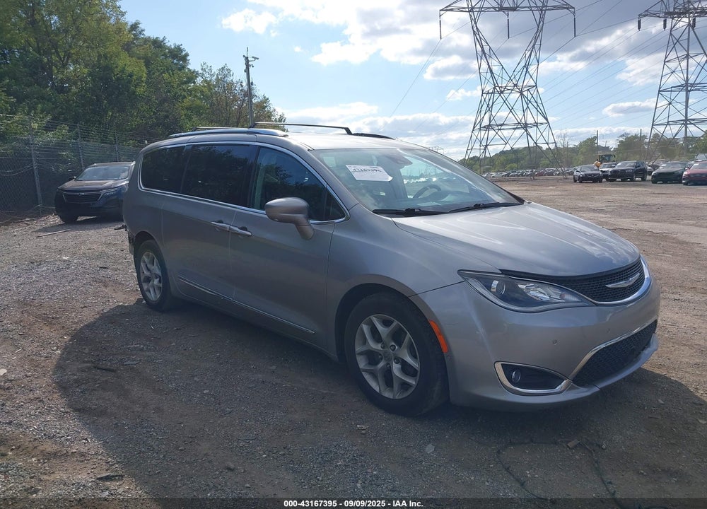 2017 CHRYSLER PACIFICA VIN: 2C4RC1EG3HR531141