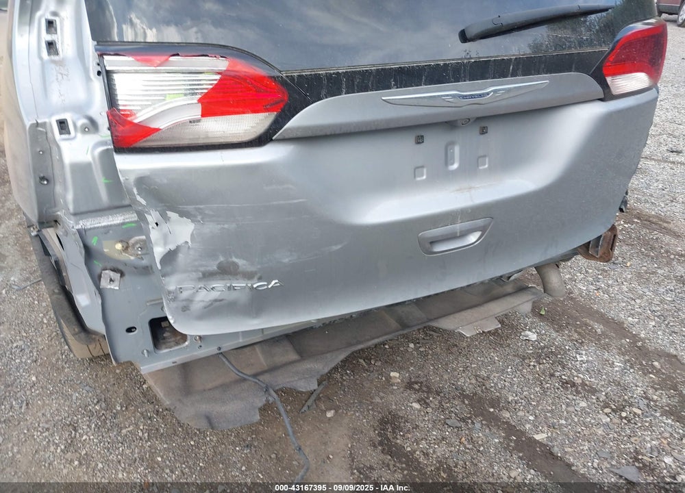 2017 CHRYSLER PACIFICA VIN: 2C4RC1EG3HR531141