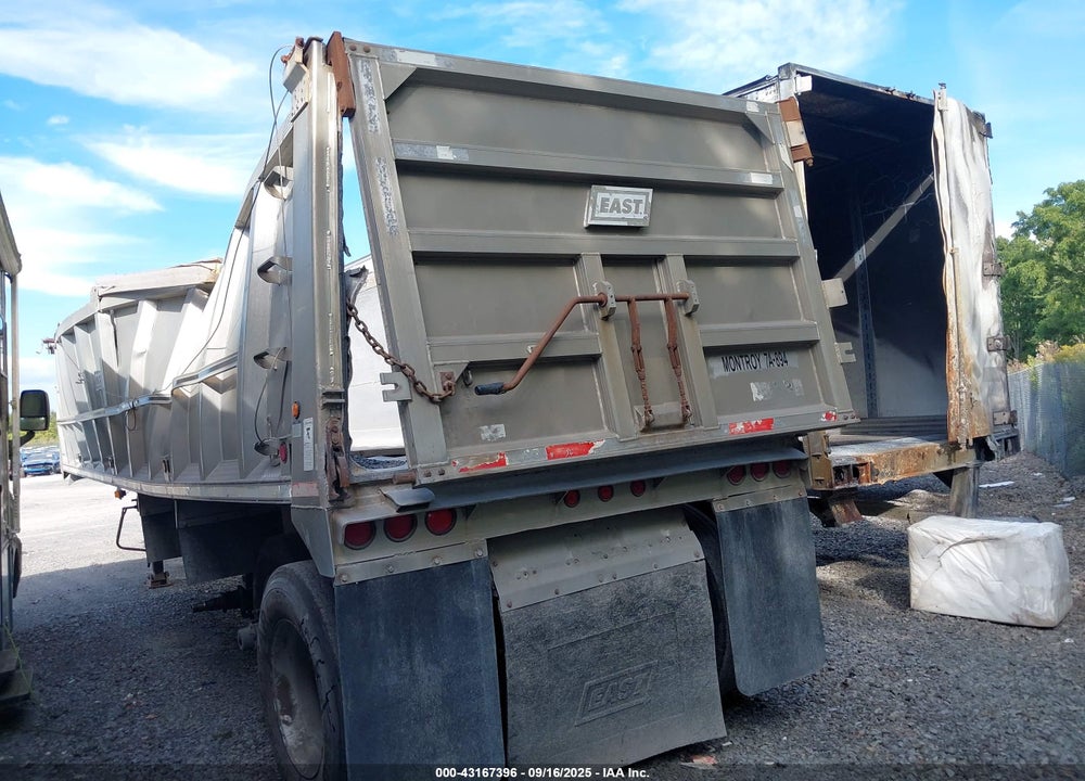 2003 EAST MANUFACTURING TRUCK VIN: 1E1D2S3803RE32232