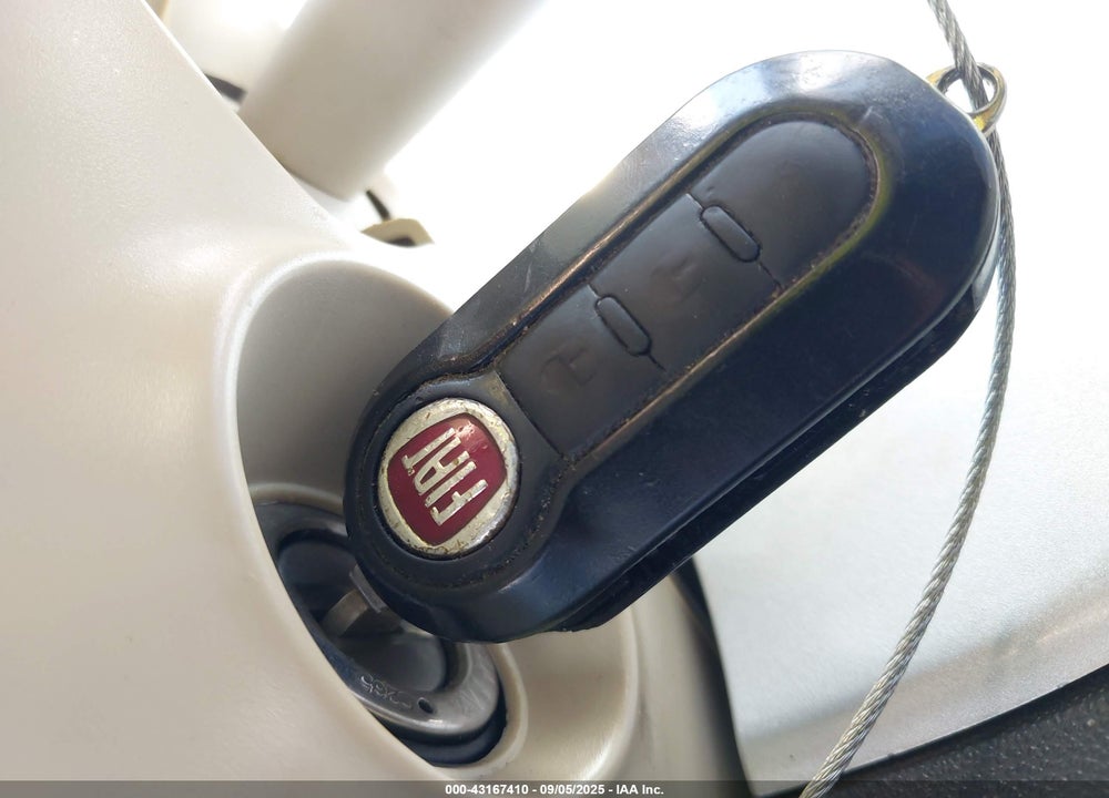 2012 FIAT 500 VIN: 3C3CFFAR8CT120586