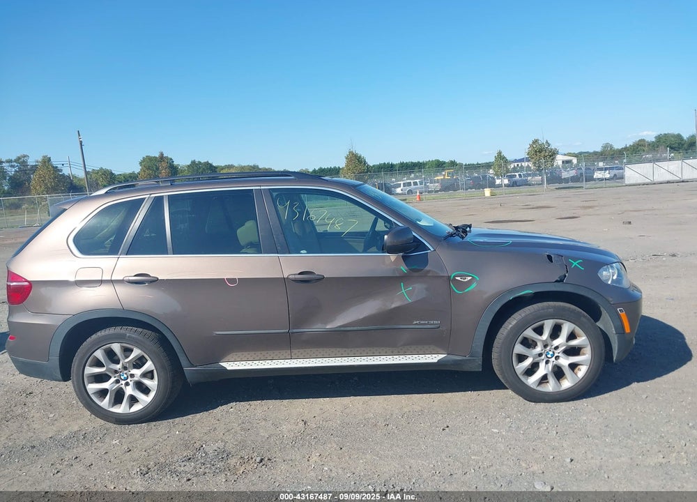 2013 BMW X5 VIN: 5UXZV4C58D0B24807