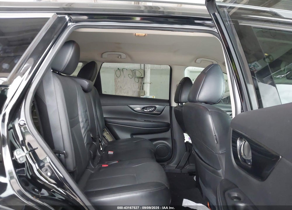 2015 NISSAN ROGUE VIN: 5N1AT2MV7FC850742