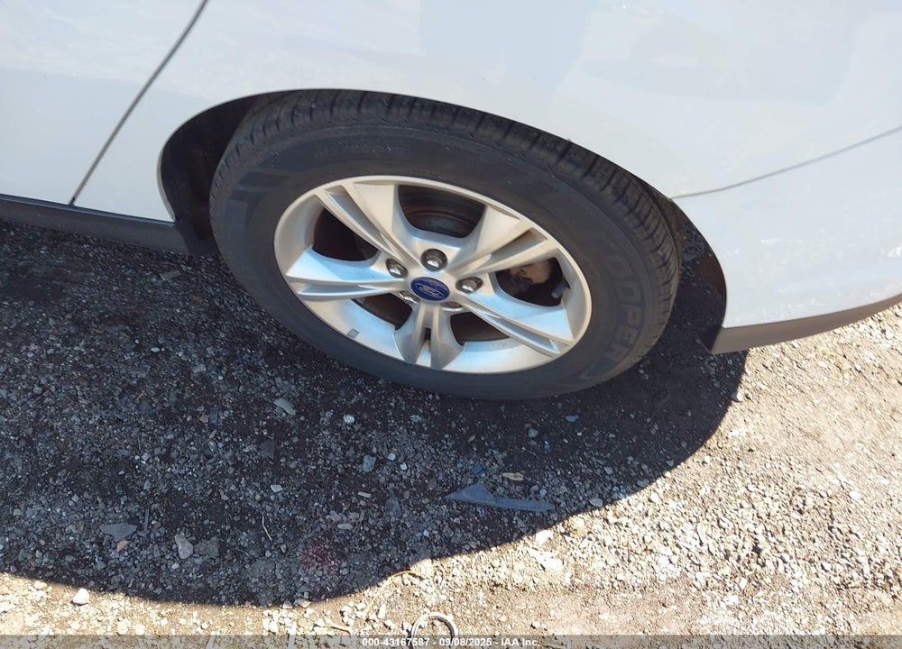 2012 FORD FOCUS VIN: 1FAHP3M21CL437560