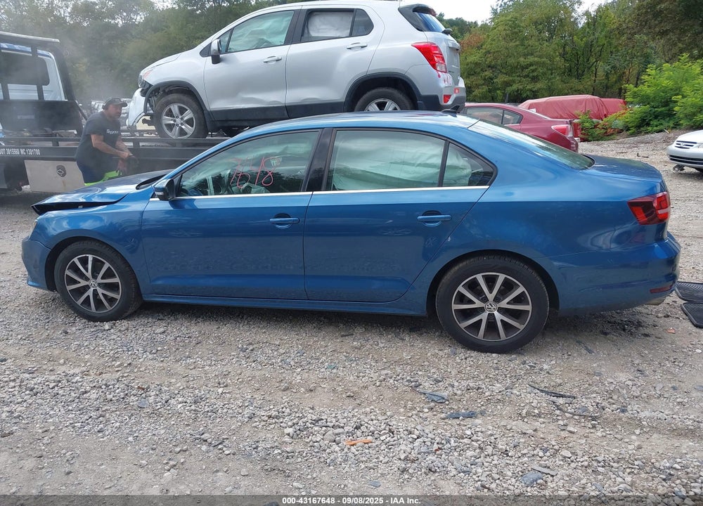 2017 VOLKSWAGEN JETTA VIN: 3VWDB7AJ7HM255987