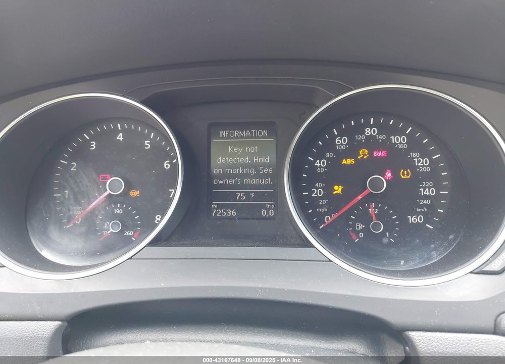 2017 VOLKSWAGEN JETTA VIN: 3VWDB7AJ7HM255987