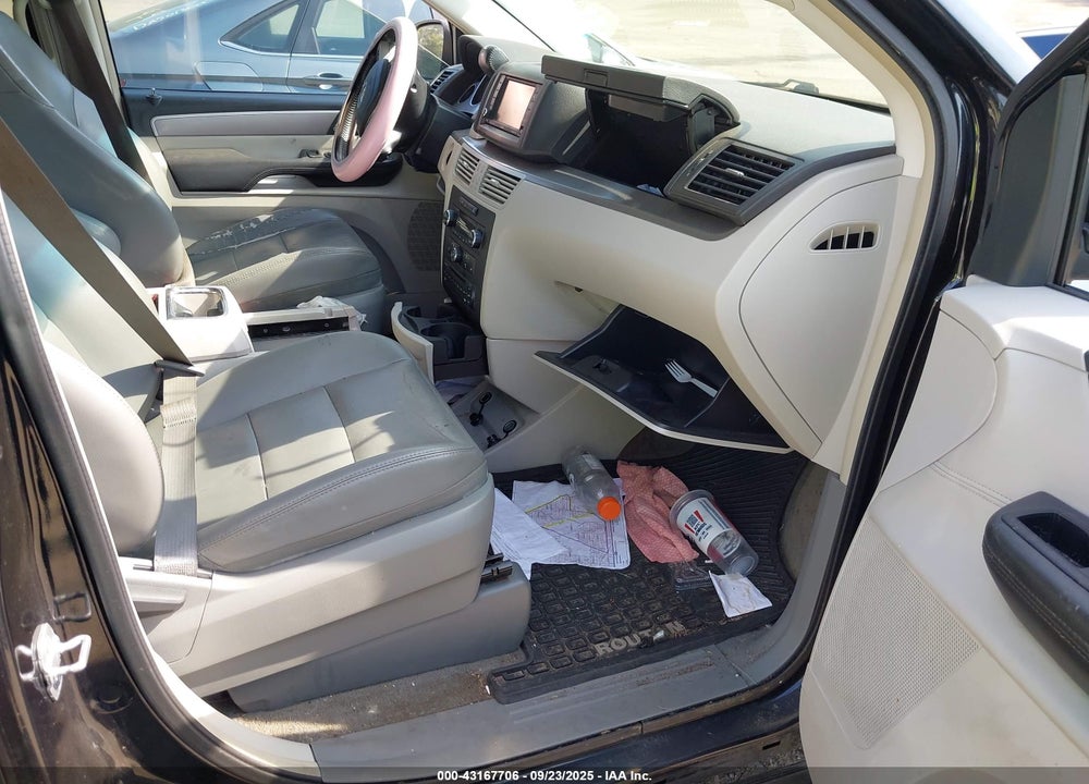 2012 VOLKSWAGEN ROUTAN VIN: 2C4RVACG1CR194152