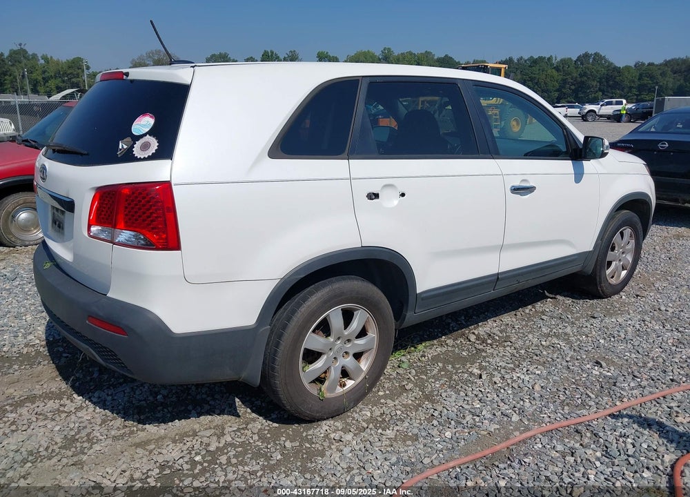 2011 KIA SORENTO LX VIN: 5XYKT3A13BG184758