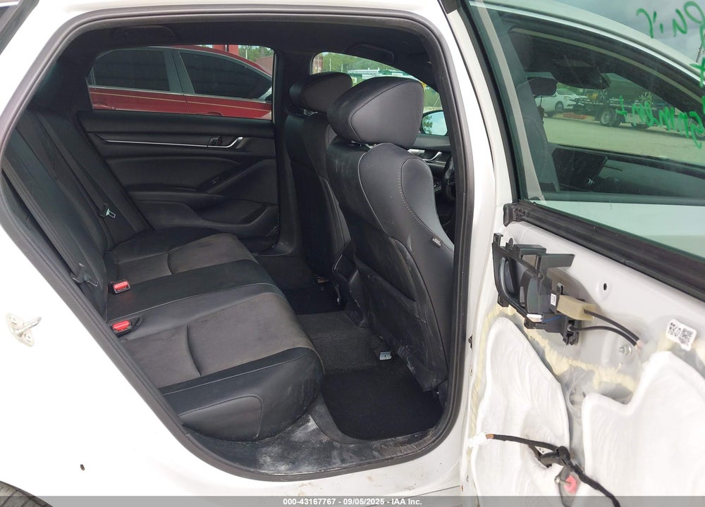 2019 HONDA ACCORD VIN: 1HGCV1F37KA175978