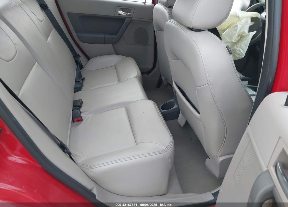 2008 FORD FOCUS SE/SES VIN: 1FAHP35N18W111448