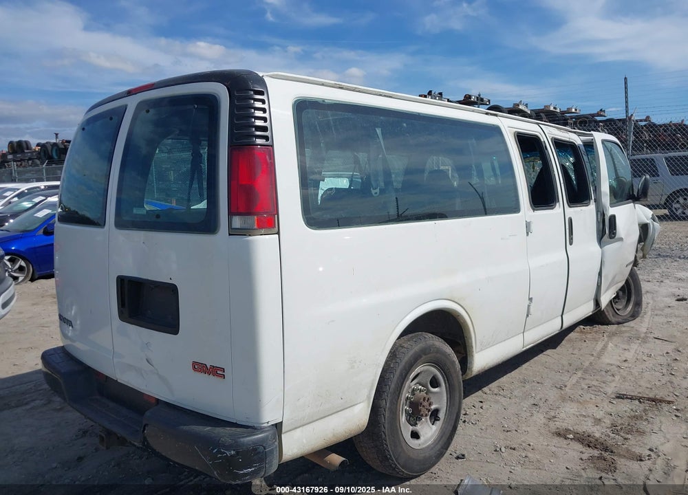 2000 GMC SAVANA STANDARD VIN: 1GJHG39R3Y1210401