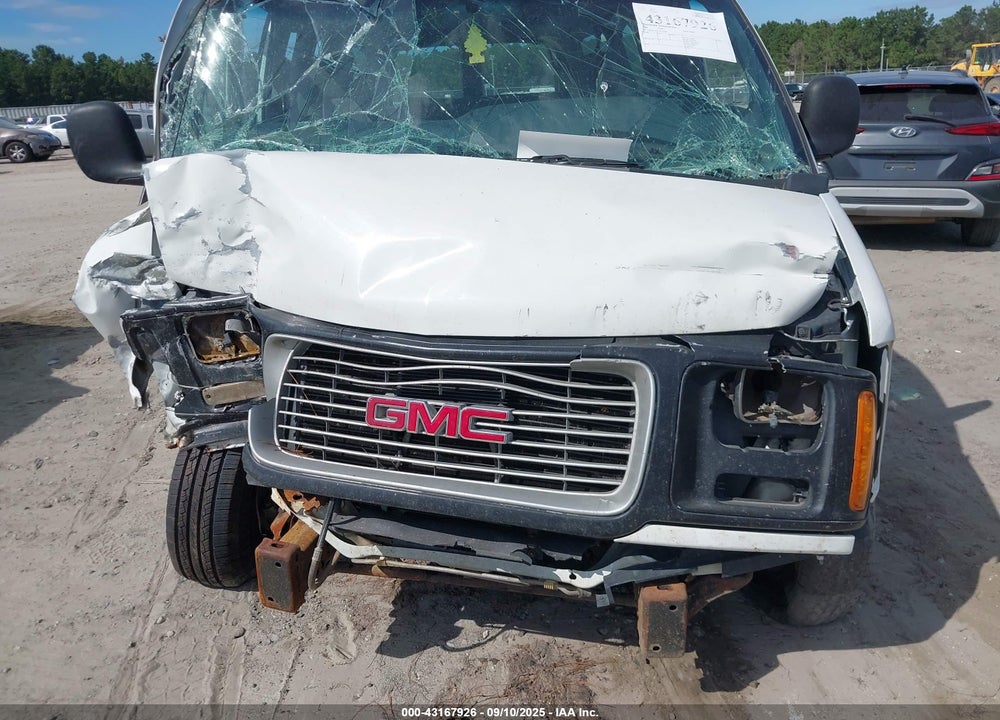 2000 GMC SAVANA STANDARD VIN: 1GJHG39R3Y1210401