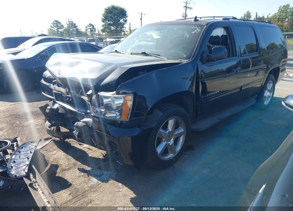 2013 CHEVROLET SUBURBAN 1500 LT VIN: 1GNSCJE02DR338877