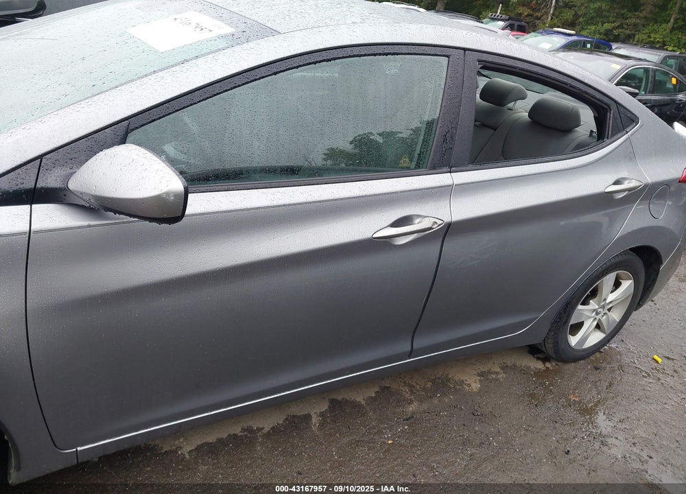 2013 HYUNDAI ELANTRA GLS VIN: KMHDH4AE2DU559863