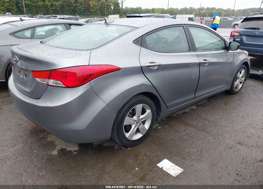 2013 HYUNDAI ELANTRA GLS VIN: KMHDH4AE2DU559863