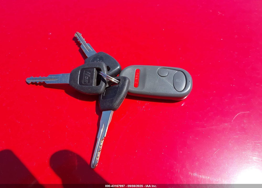 2001 HONDA CIVIC EX VIN: 1HGEM21931L014592