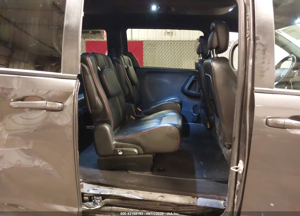 2018 DODGE GRAND CARAVAN GT VIN: 2C4RDGEG0JR284179