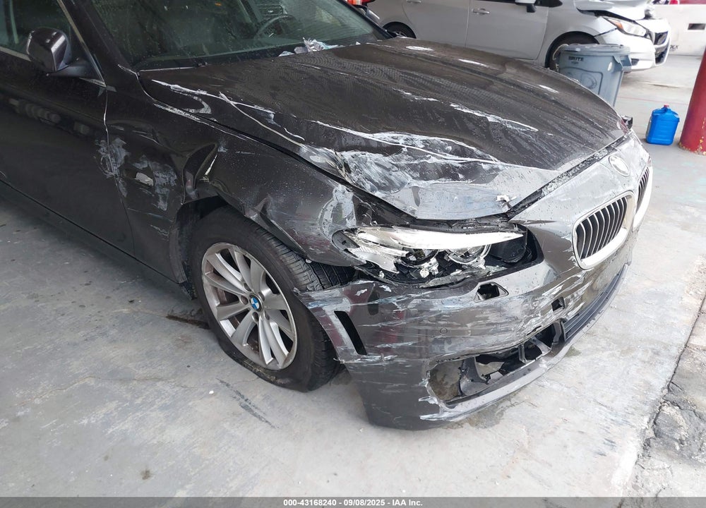 2016 BMW 5 SERIES VIN: WBA5A7C56GG152320