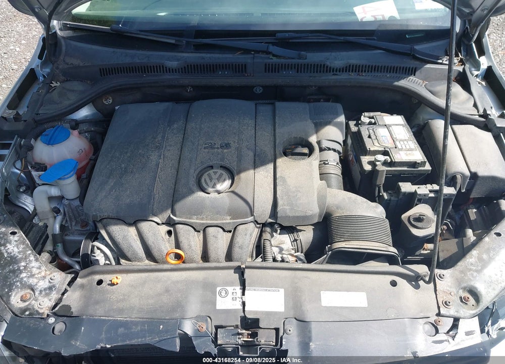 2013 VOLKSWAGEN JETTA VIN: 3VWDP7AJ1DM397716