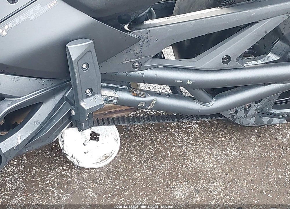 2021 CAN-AM SPYDER ROADSTER F3-S/F3-S SPECIAL SERIES VIN: 2BXRDDD21MV000039