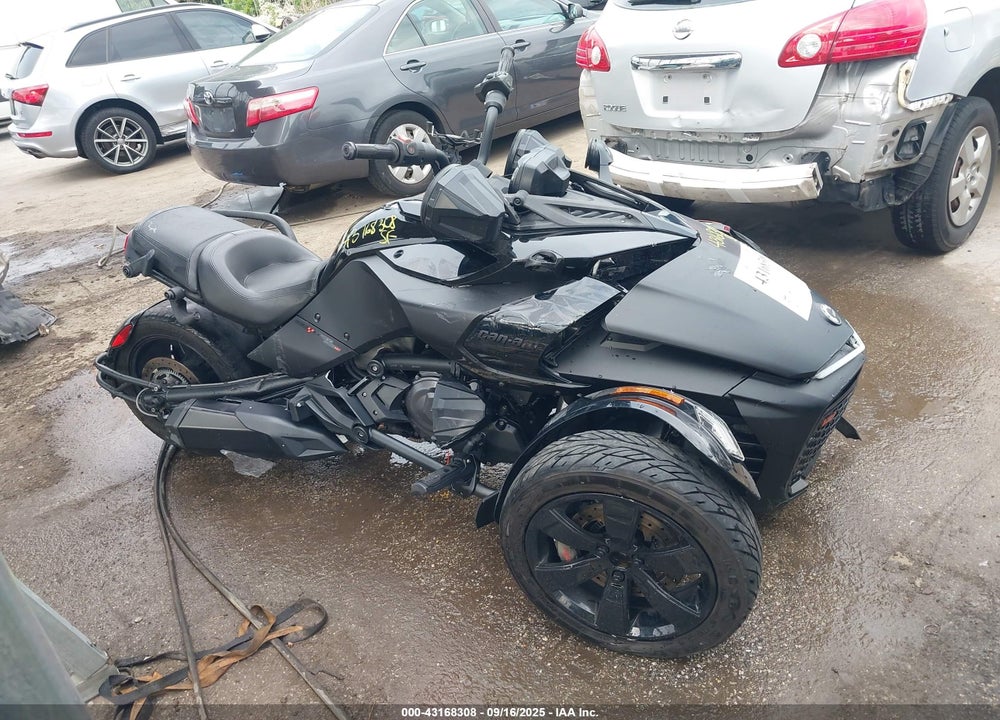 2021 CAN-AM SPYDER ROADSTER F3-S/F3-S SPECIAL SERIES VIN: 2BXRDDD21MV000039
