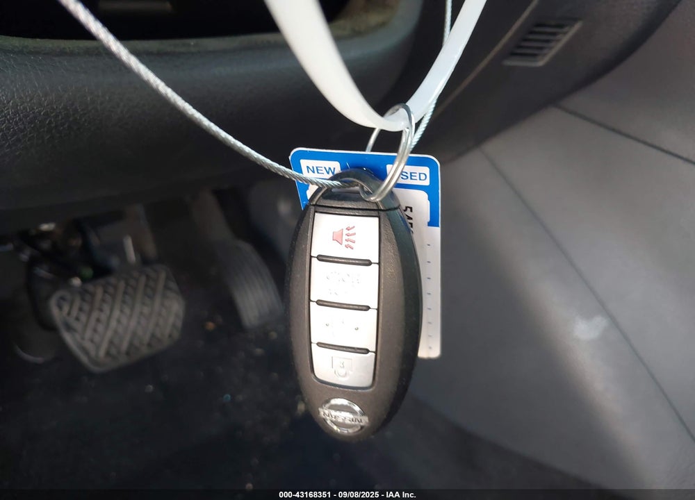 2017 NISSAN SENTRA VIN: 3N1AB7APXHY386370