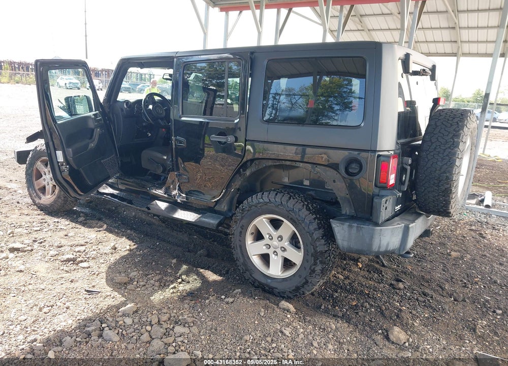 2017 JEEP WRANGLER UNLIMITED SPORT 4X4 VIN: 1C4BJWDG8HL622114
