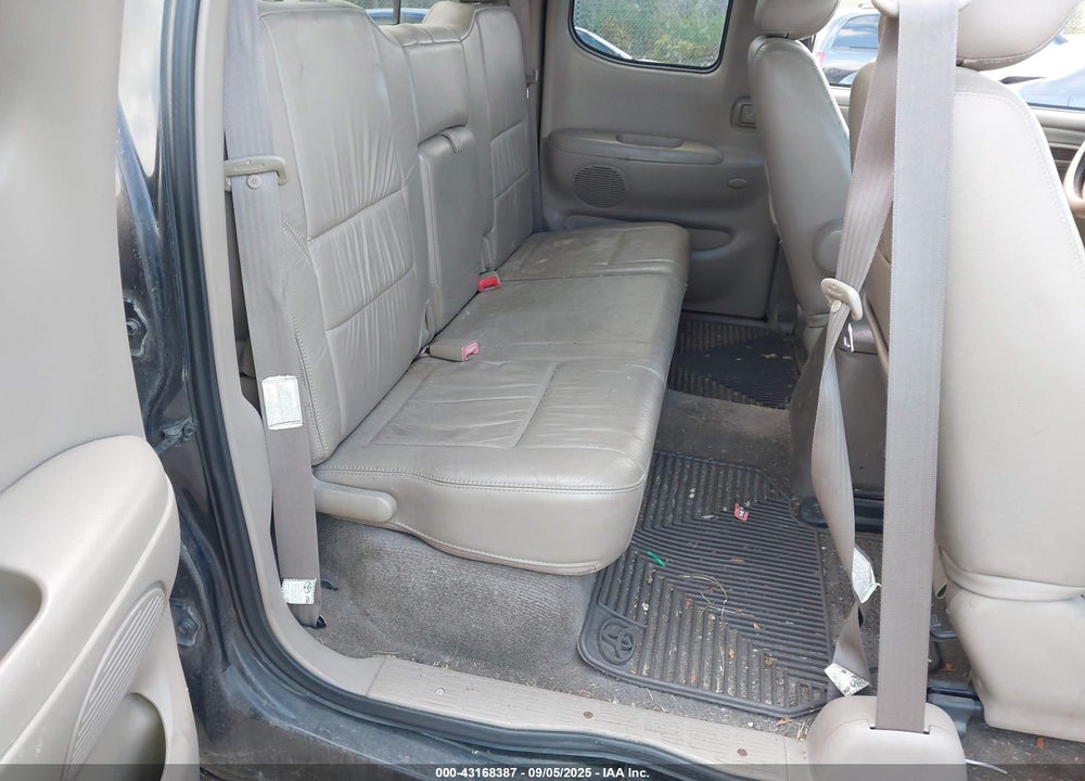 2000 TOYOTA TUNDRA LTD V8 VIN: 5TBBT4816YS064386