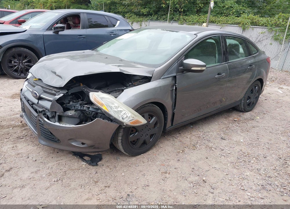 2014 FORD FOCUS VIN: 1FADP3F21EL456107
