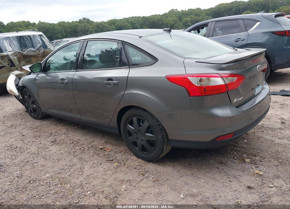 2014 FORD FOCUS VIN: 1FADP3F21EL456107