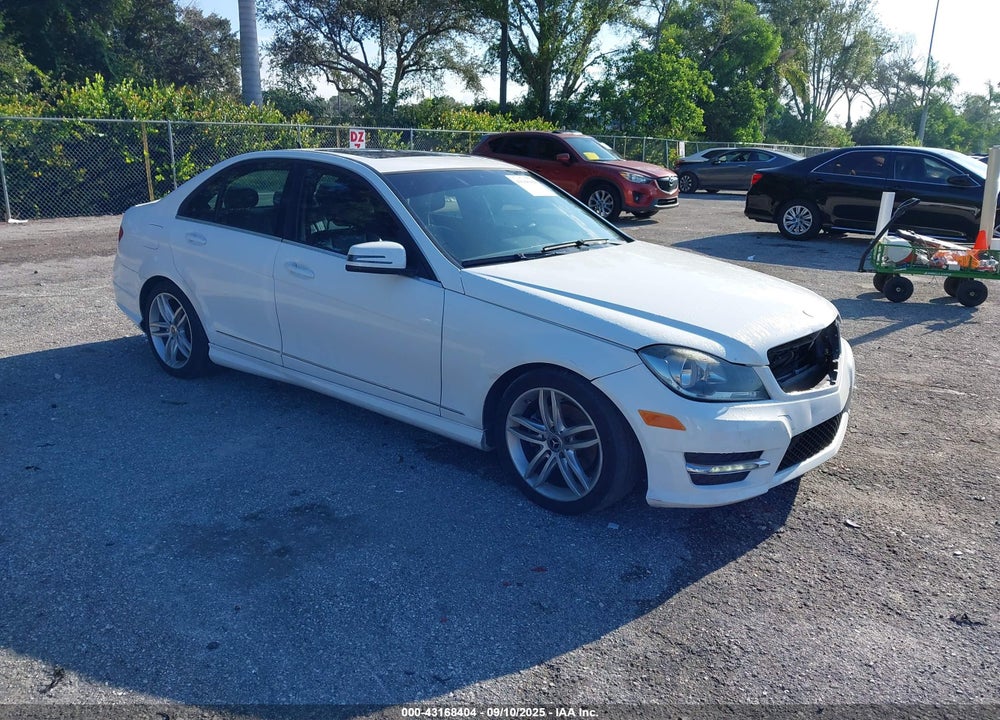 2013 MERCEDES-BENZ C 250 SPORT VIN: WDDGF4HBXDA784056