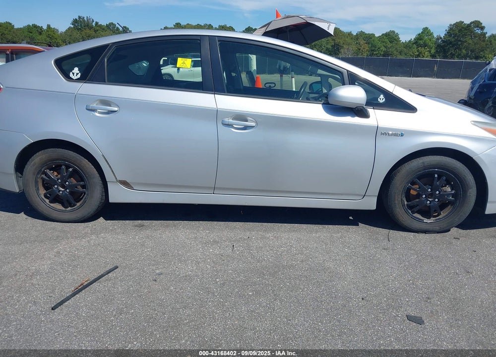 2013 TOYOTA PRIUS VIN: JTDKN3DU5D5579083