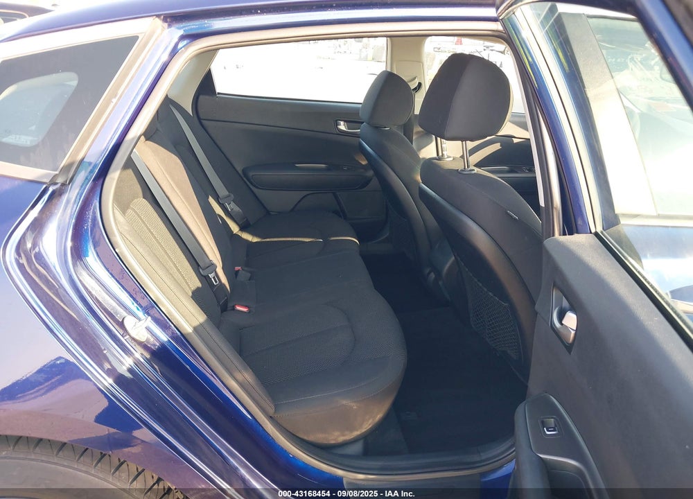 2020 KIA OPTIMA VIN: 5XXGT4L34LG407129