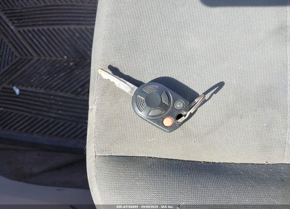 2009 FORD ESCAPE VIN: 1FMCU02749KB78972