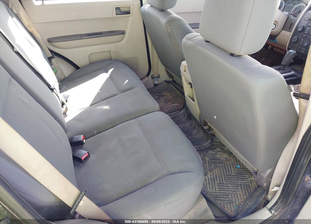 2009 FORD ESCAPE VIN: 1FMCU02749KB78972