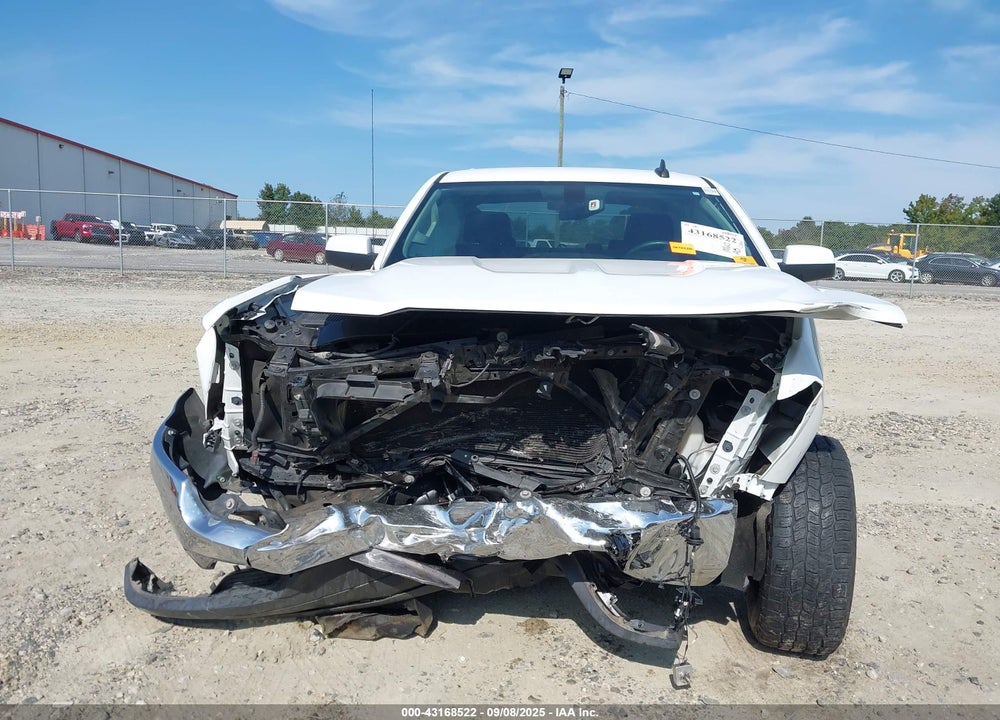 2018 CHEVROLET SILVERADO 1500 1LT VIN: 3GCUCRER5JG349155